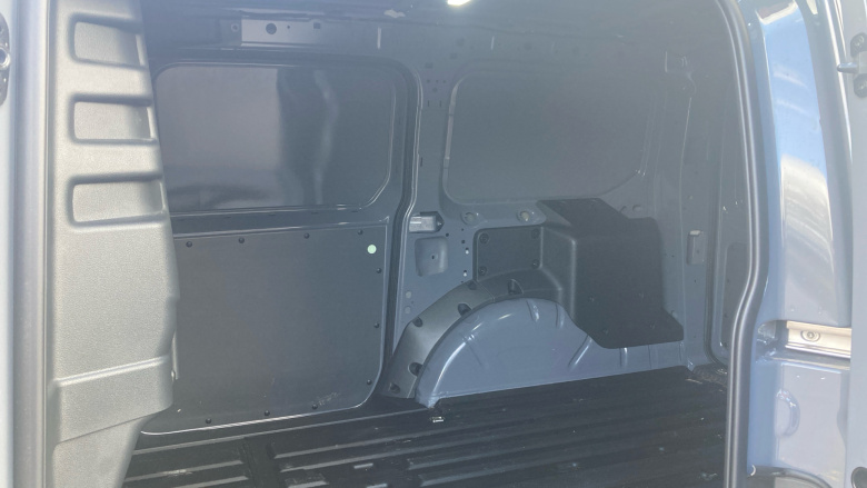 Ford Transit Connect 250 L2 Petrol 1.5 EcoBoost PHEV 150 Limited Van Auto